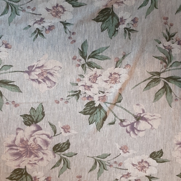 Soft Floral American Eagle Tank Top - Picture 3 of 3